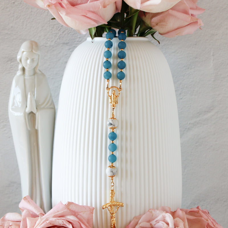 Our Lady Queen of Peace Rosary - Shepherd Me Shop