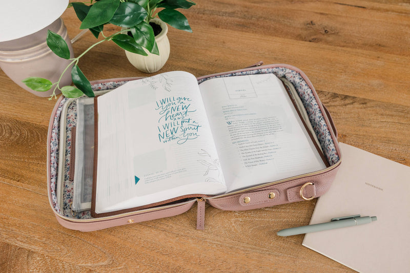 Bible Bag Crossbody: Lavender Bible Cover