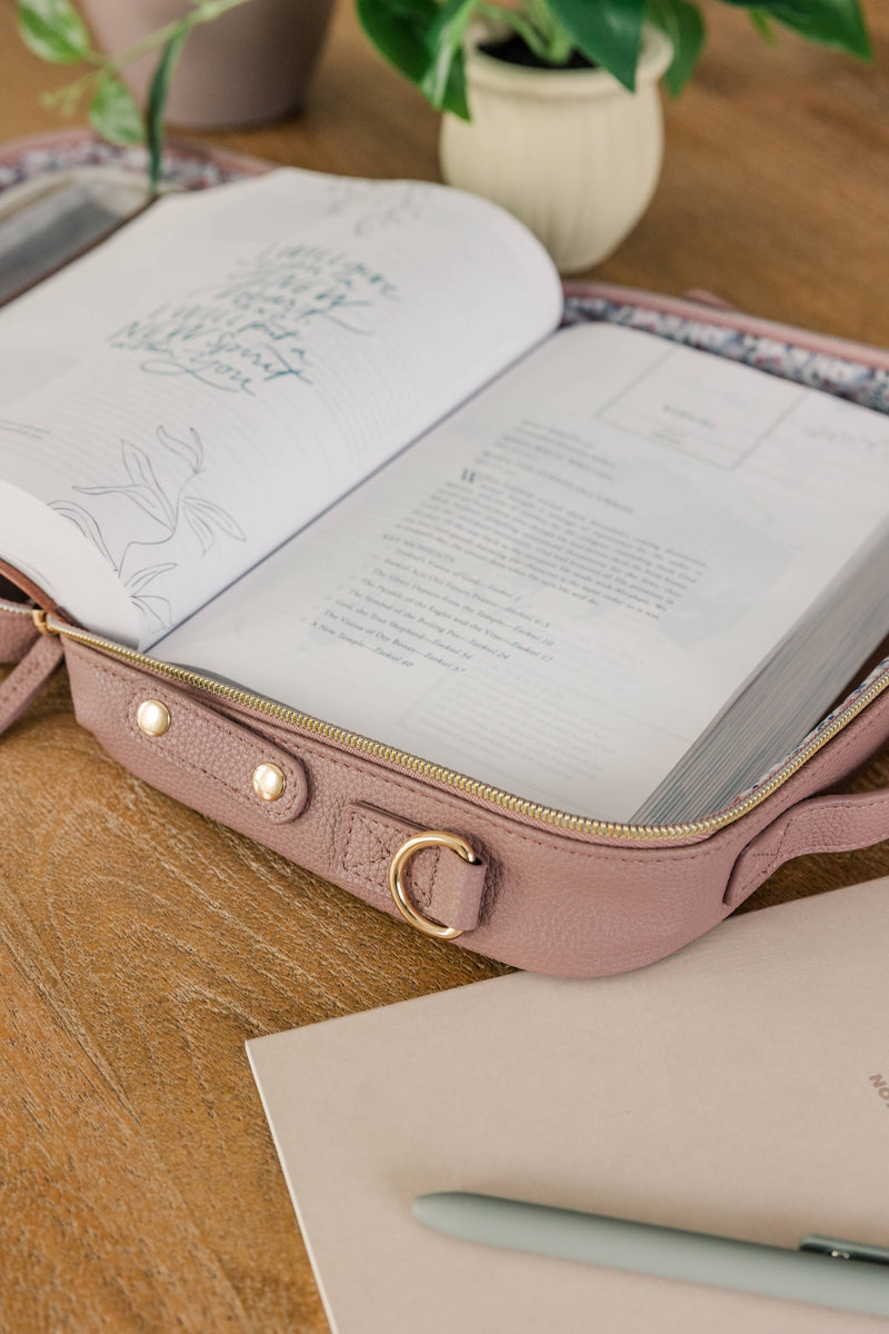 Bible Bag Crossbody: Lavender Bible Cover