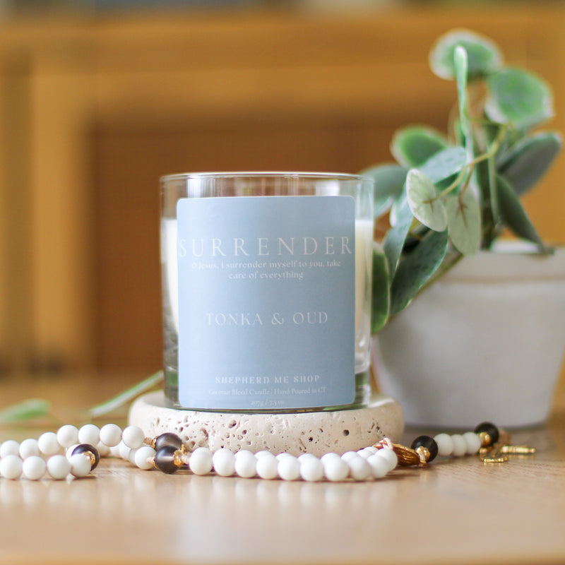 Surrender Candle: Tonka & Oud