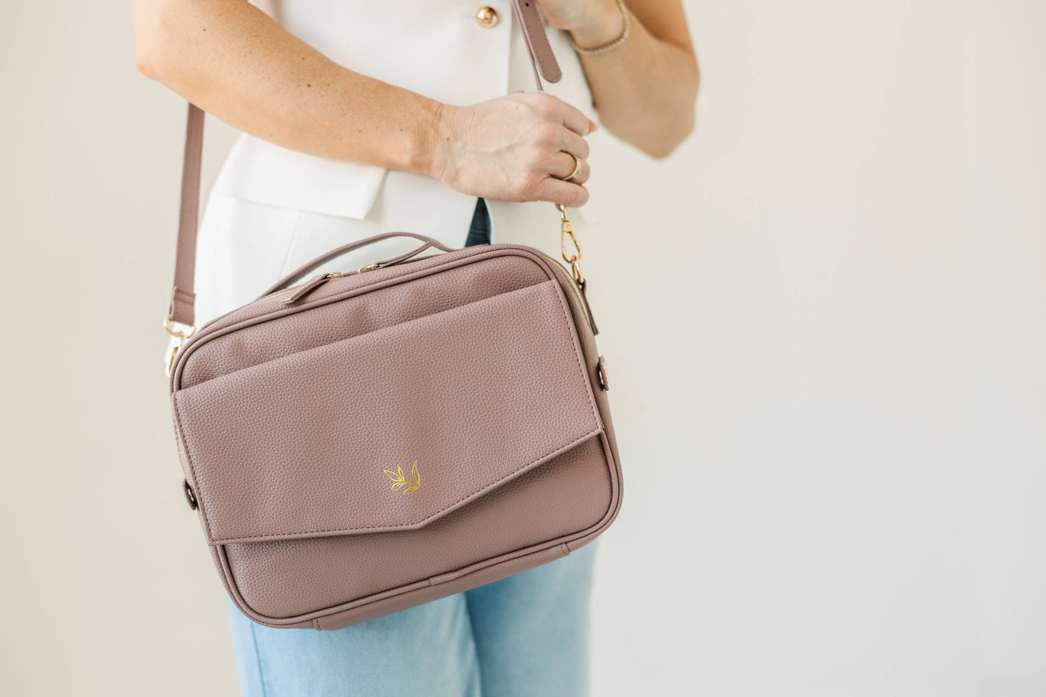 Bible Bag Crossbody: Lavender Bible Cover