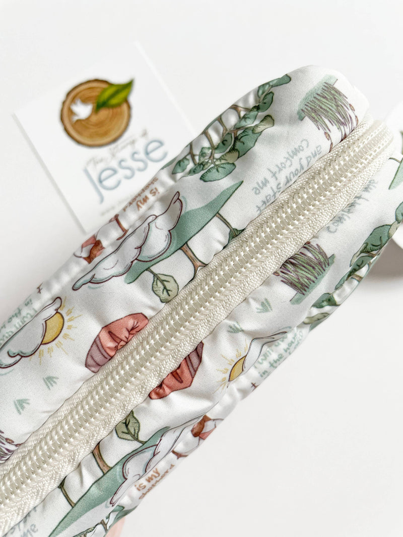 The Good Shepherd Lightweight Puffer Pouch