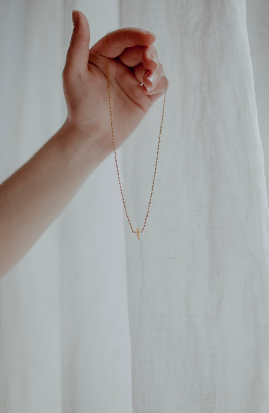 Dainty Cross Necklace