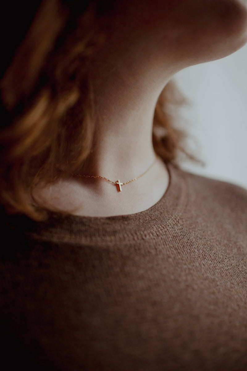 Dainty Cross Necklace
